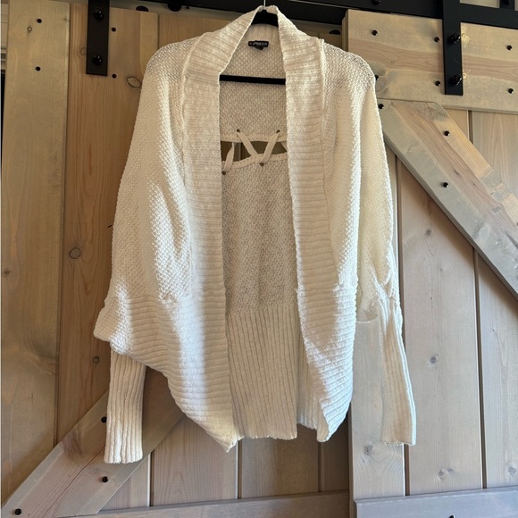 EUC Express Lace Back Cocoon Sweater - Picture 1 of 4